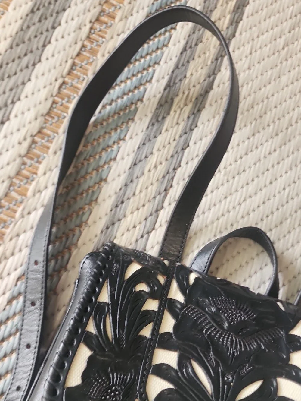 mauzari compact black