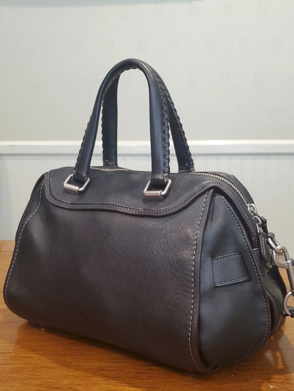 Coach minimal no strap