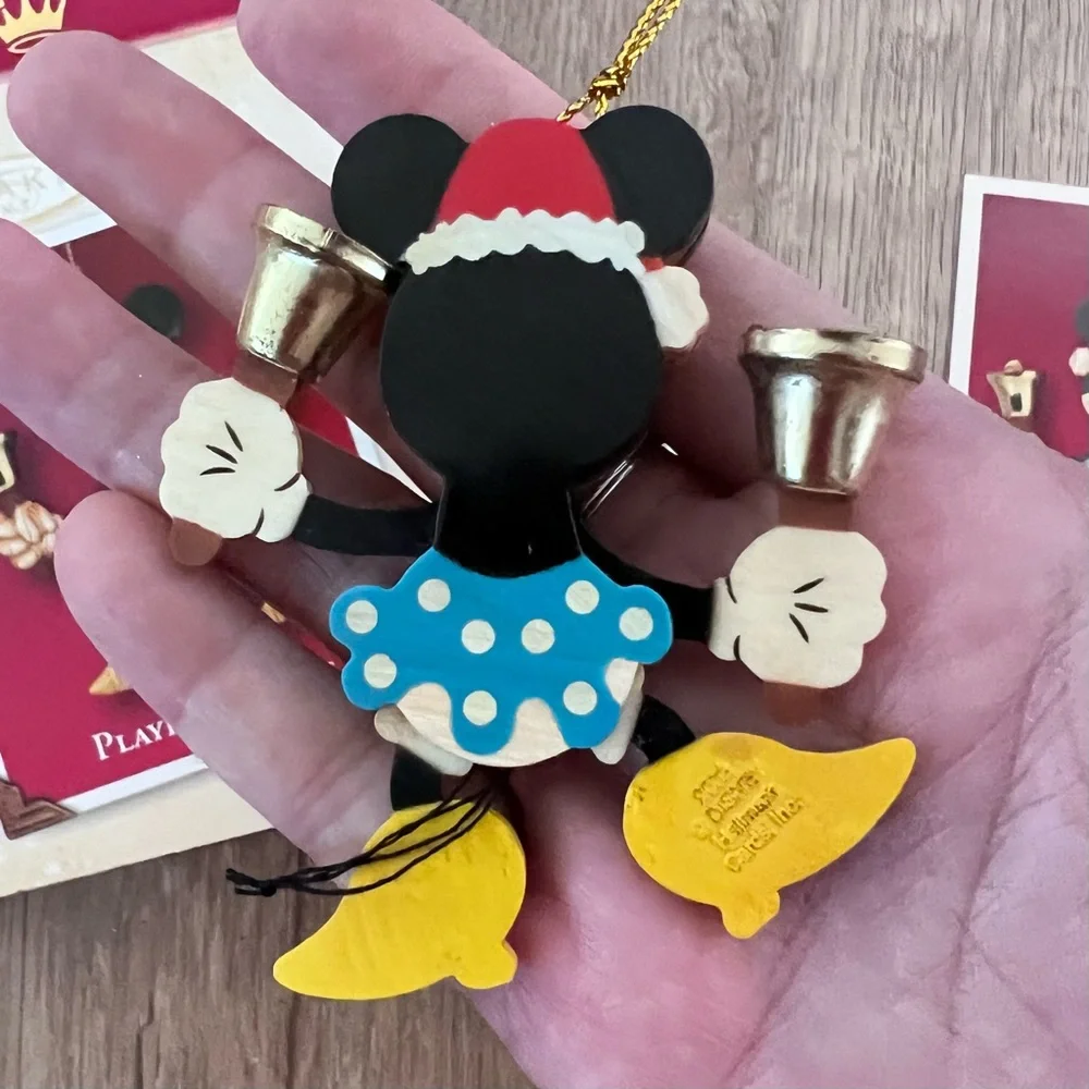 Hallmark Keepsake 2002 Disney Ornament - Playful‎ Minnie - Hand Crafted