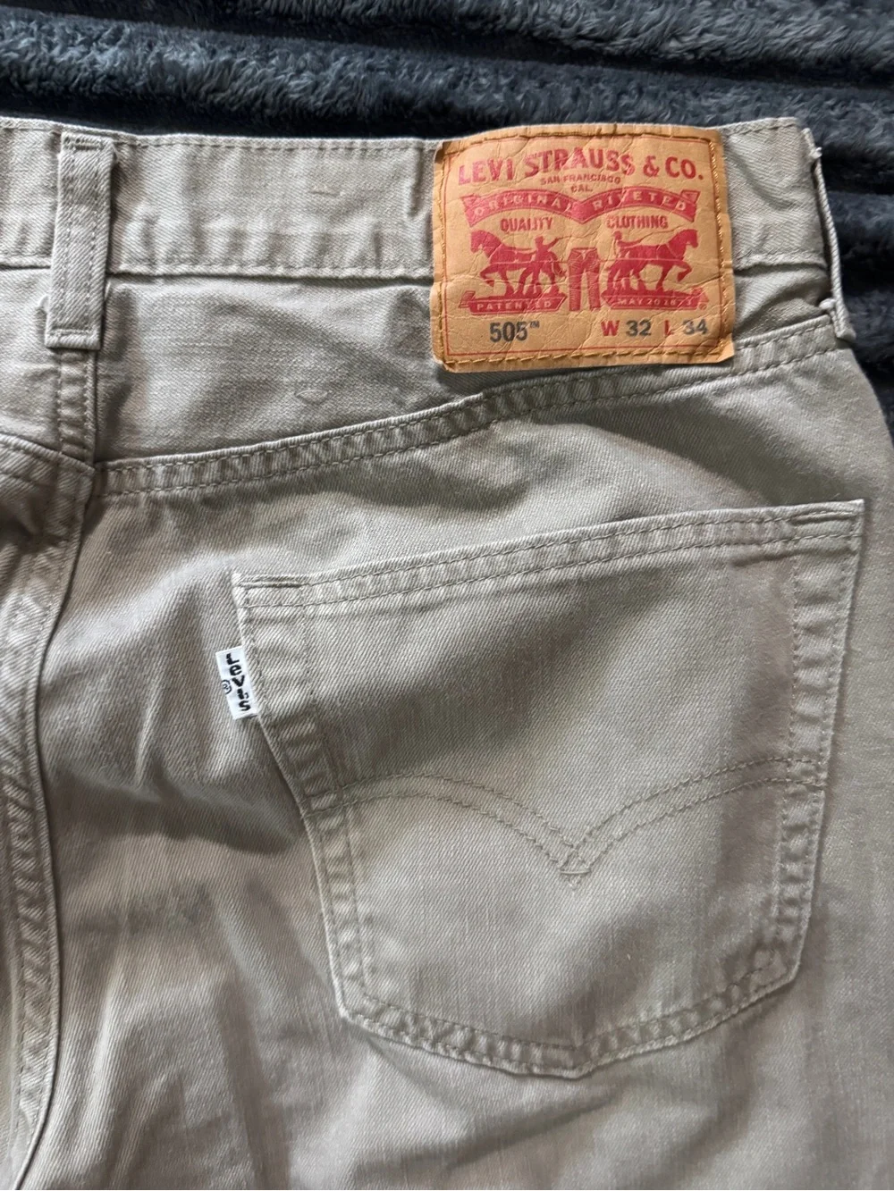 Levi's 505 Khaki Straight-Leg Jeans 32x34