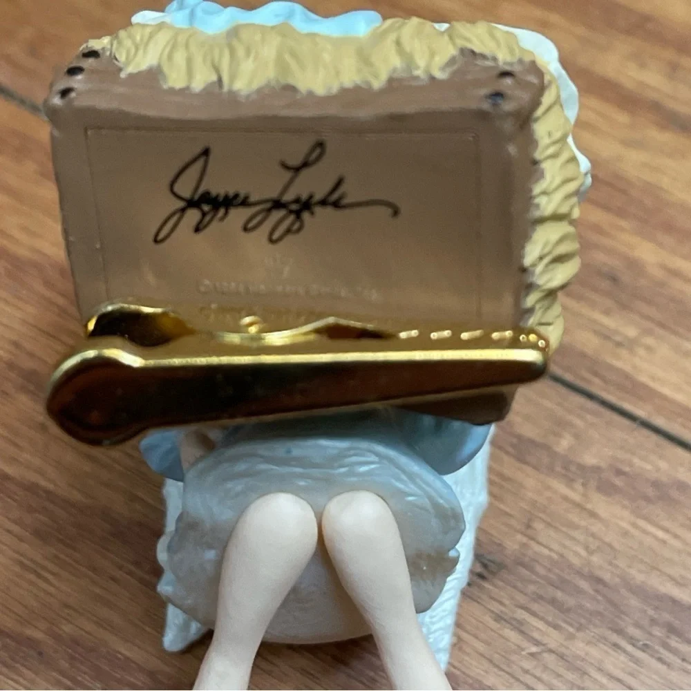 Hallmark Keepsake 1994 Happy Birthday Jesus Angel With Baby Jesus Ornament