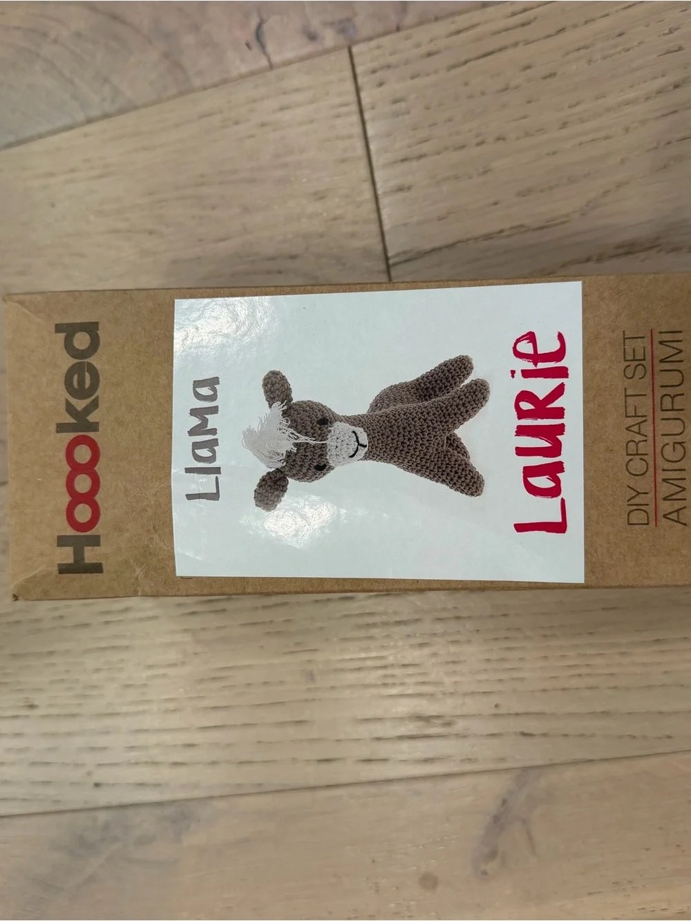 Hoooked Llama Laurie Amigurumi DIY Craft Kit - Brown and White
