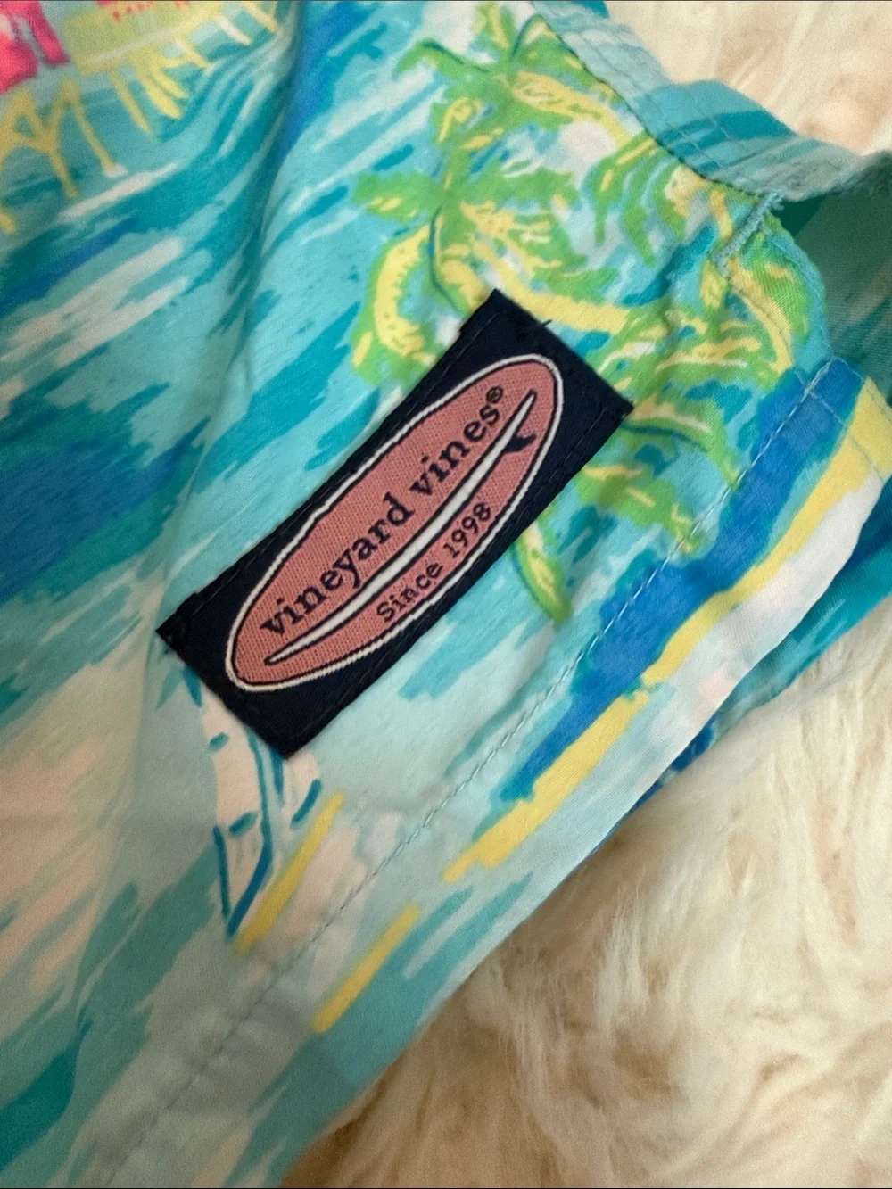 Vineyard Vines patch board bright