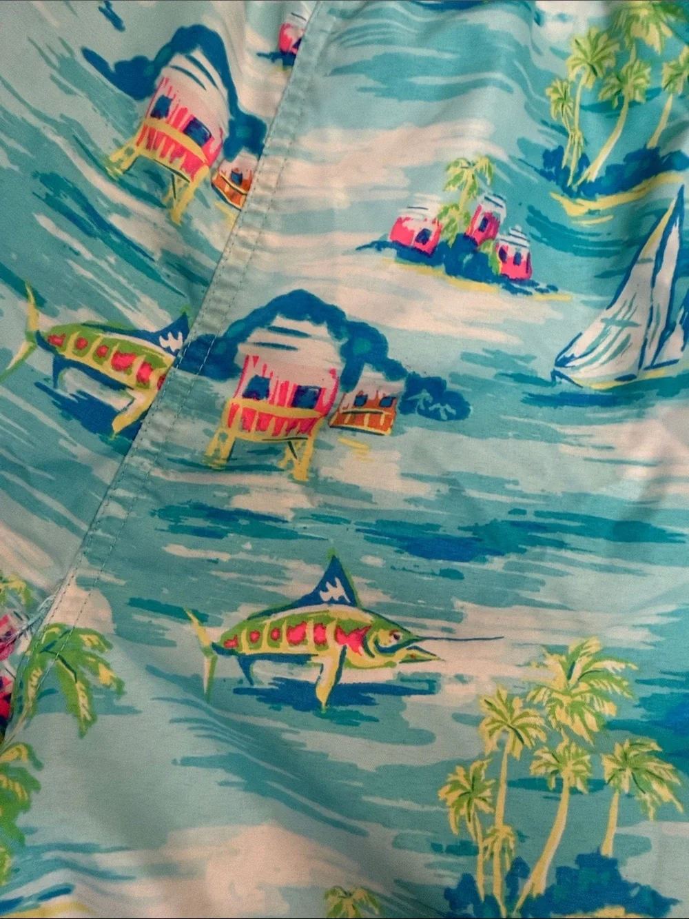 Vineyard Vines waistband hem