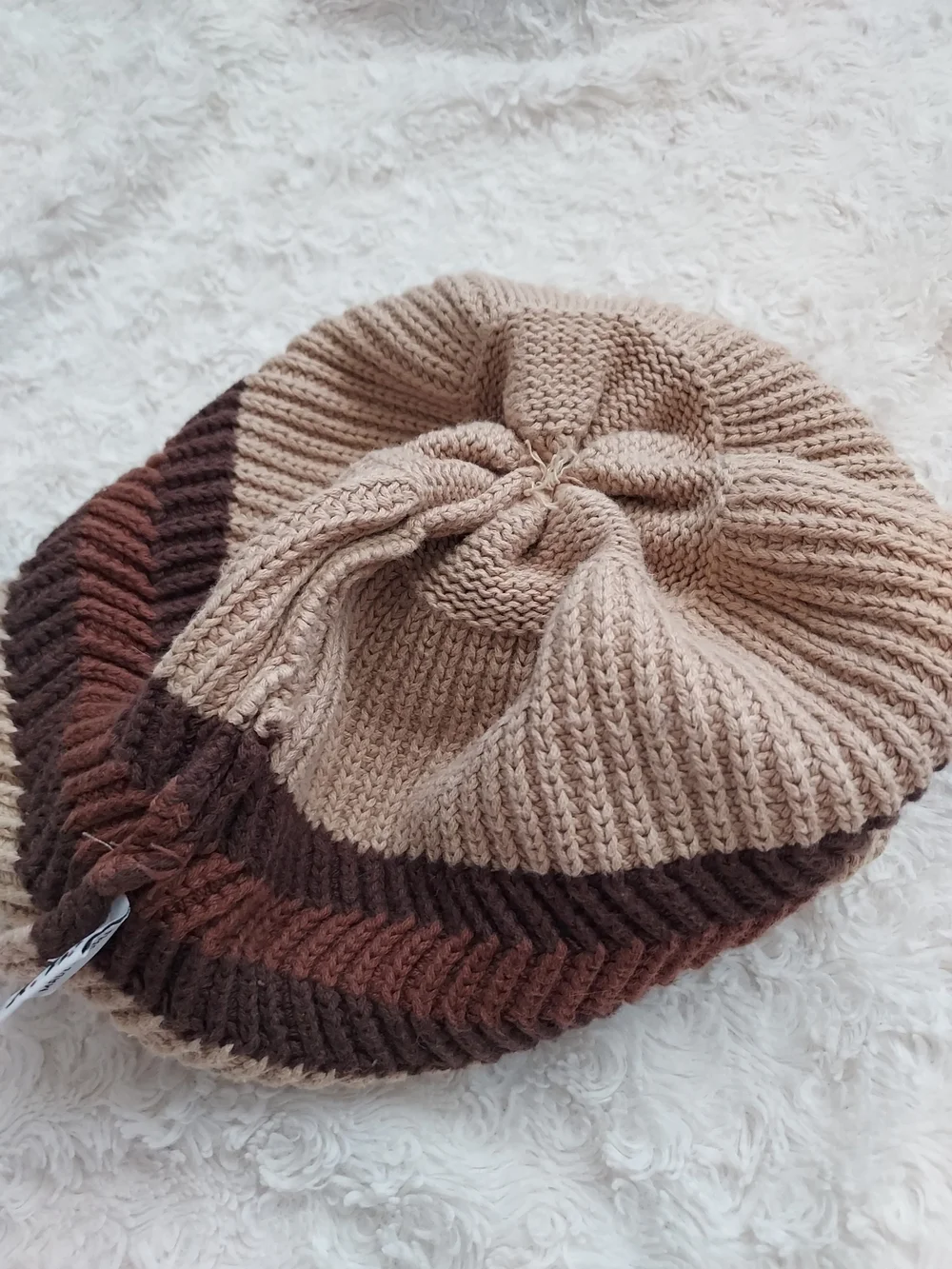 R.W. soft beige