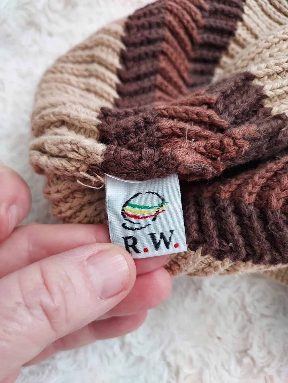 R.W. soft beige