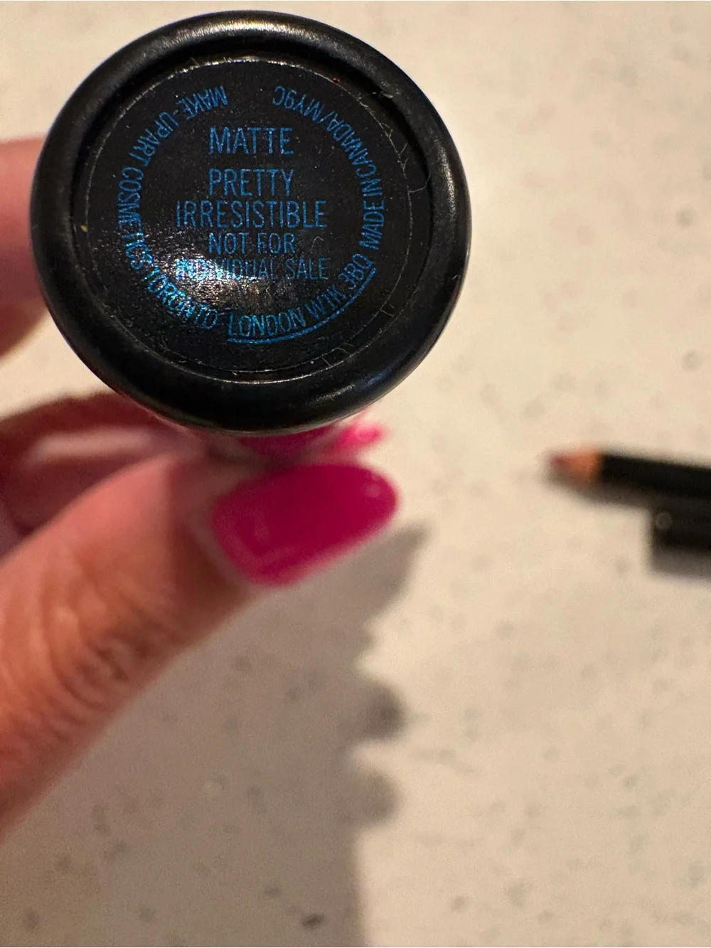 MAC Cosmetics rich magenta