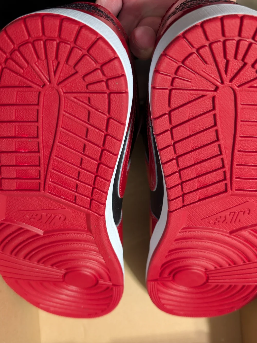 Jordan bold red