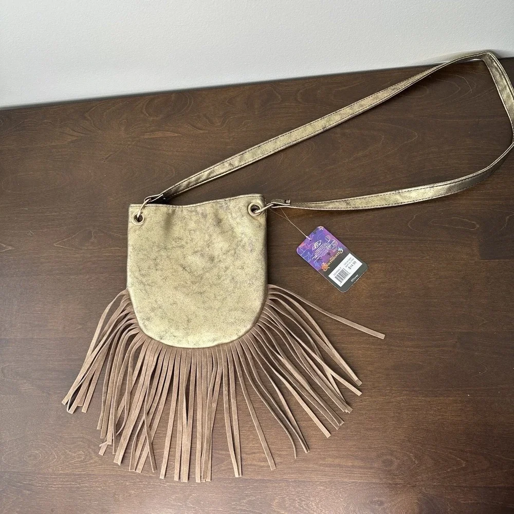 Disney Descendants 3 Uma Crossbody Purse Gold Fringe Pirate Skull Villain VK