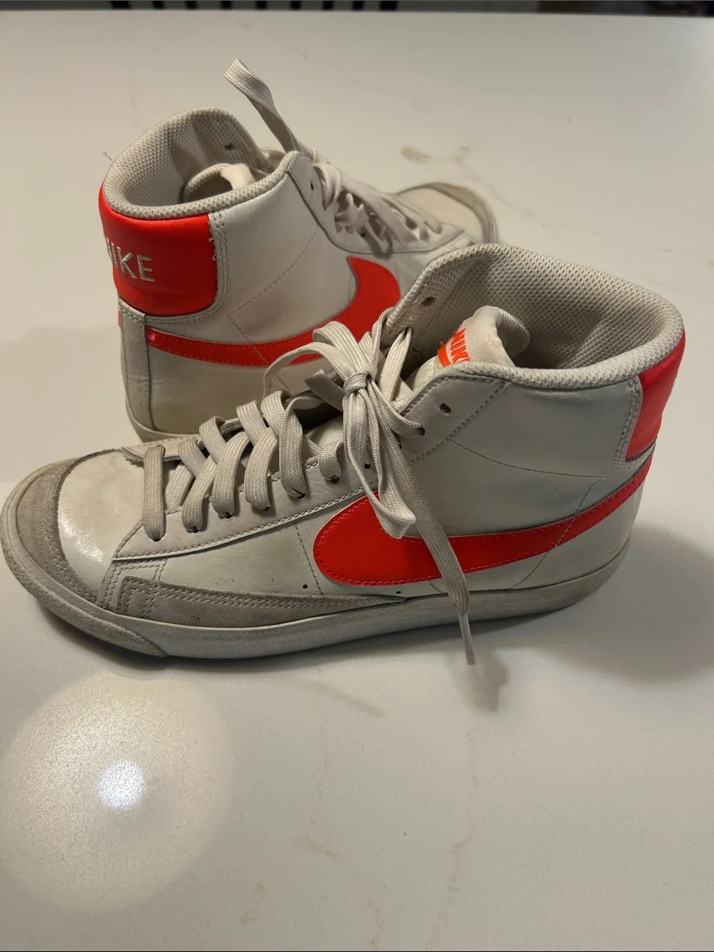 Nike Kids High-Top Sneakers in White and Red-Orange