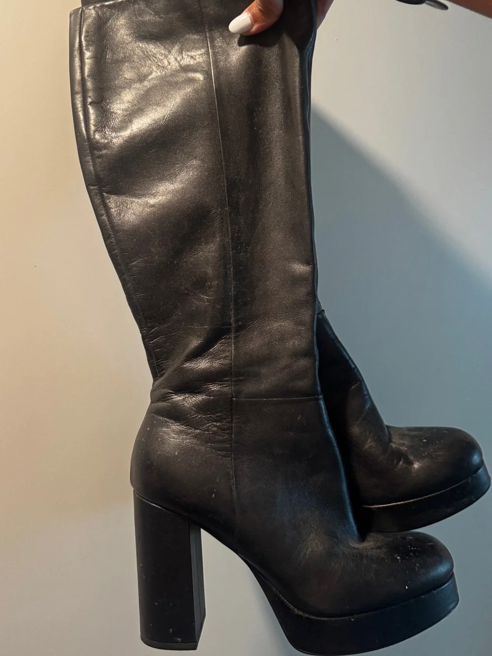 Zara elegant black
