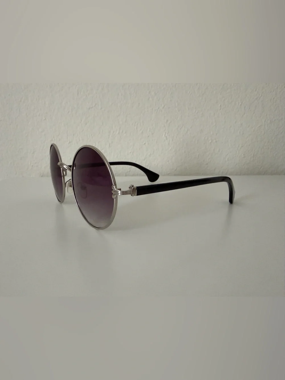 Assorted Women's Fashion Sunglasses - Pink, Black, Green, Rose, Purple