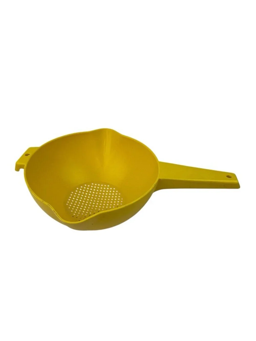 Tupperware yellow strainer