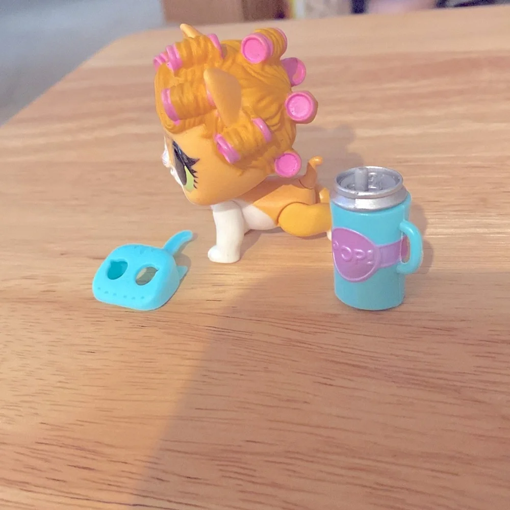 LOL Surprise! Pets Kittydoll Cat Series