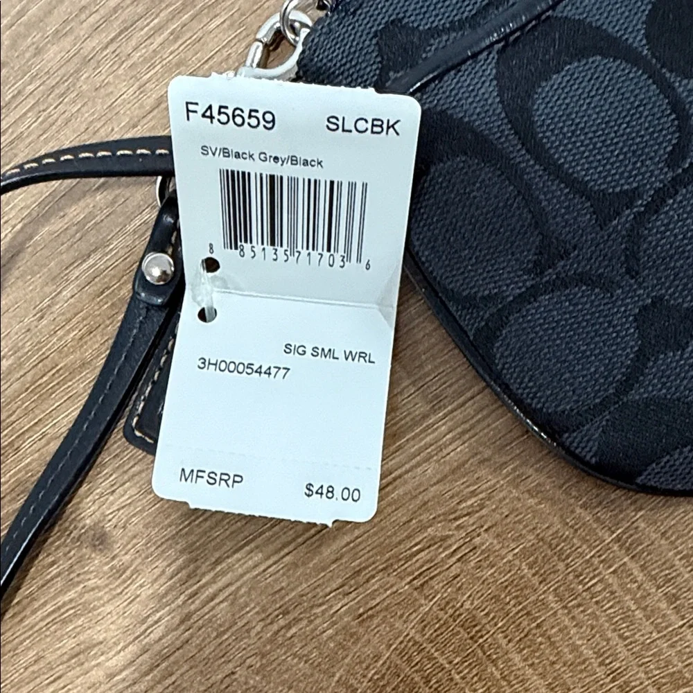 Coach wristlet signature