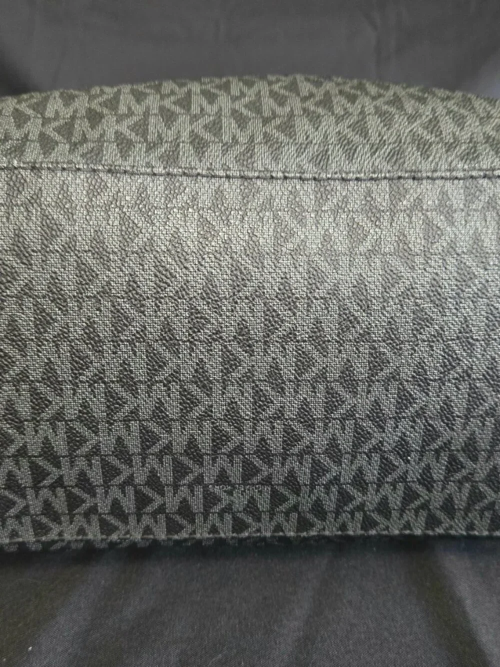 Michael Kors Jet Set Travel Medium Carryall Tote Black Signature MK EUC