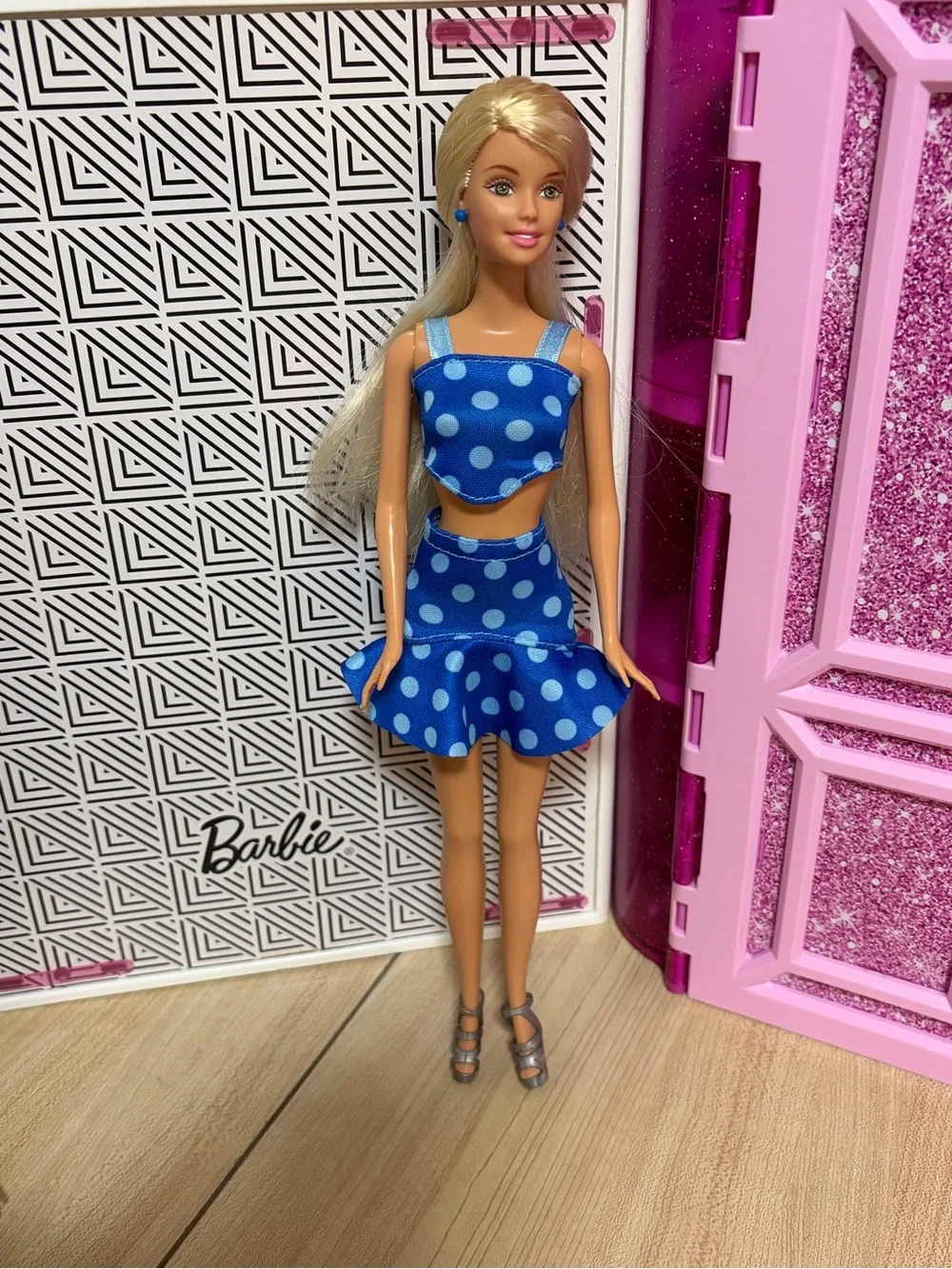 Barbie bright blue