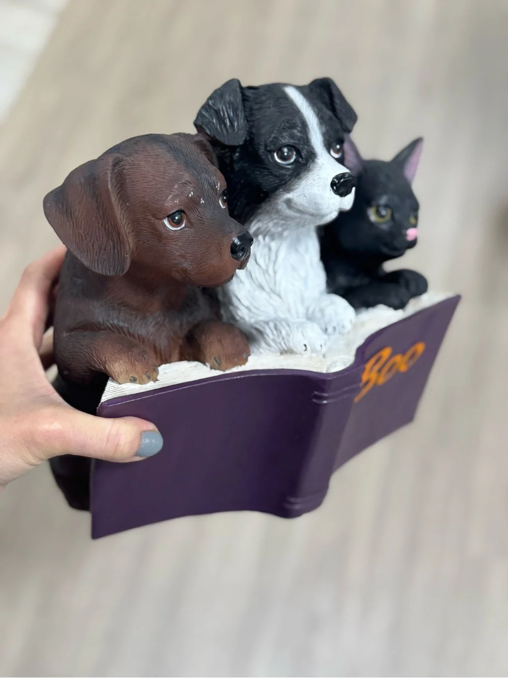 N/A decorative pet