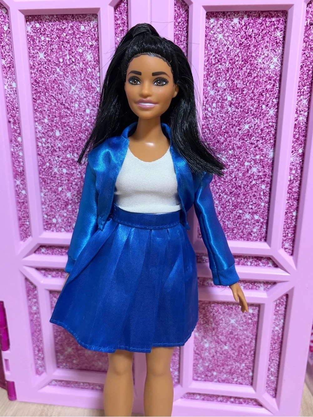 Barbie jacket features