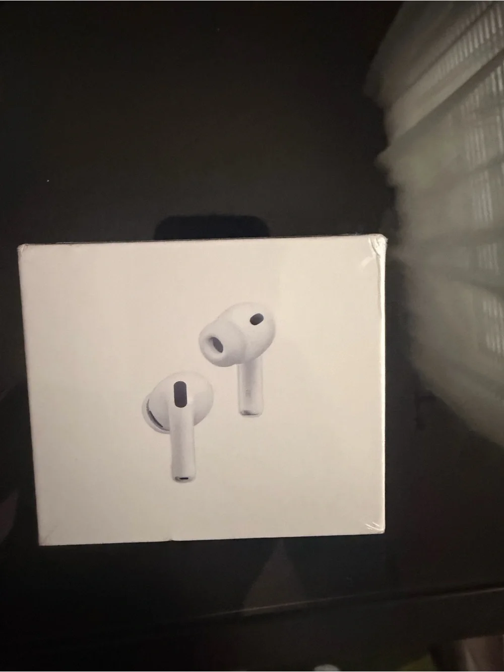 Apple White AirPods Pro (White) Wireless Earbuds with Noise Control