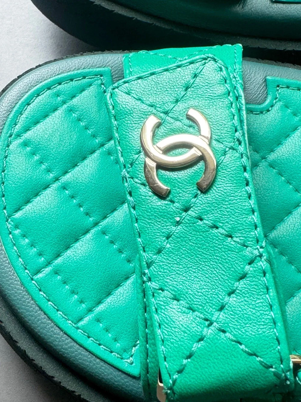 CHANEL authentic 2023