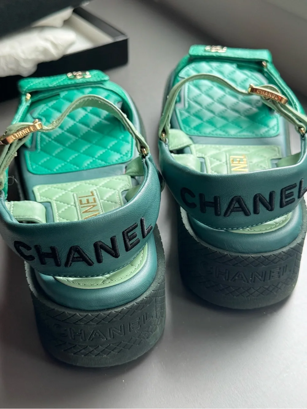 CHANEL authentic 2023