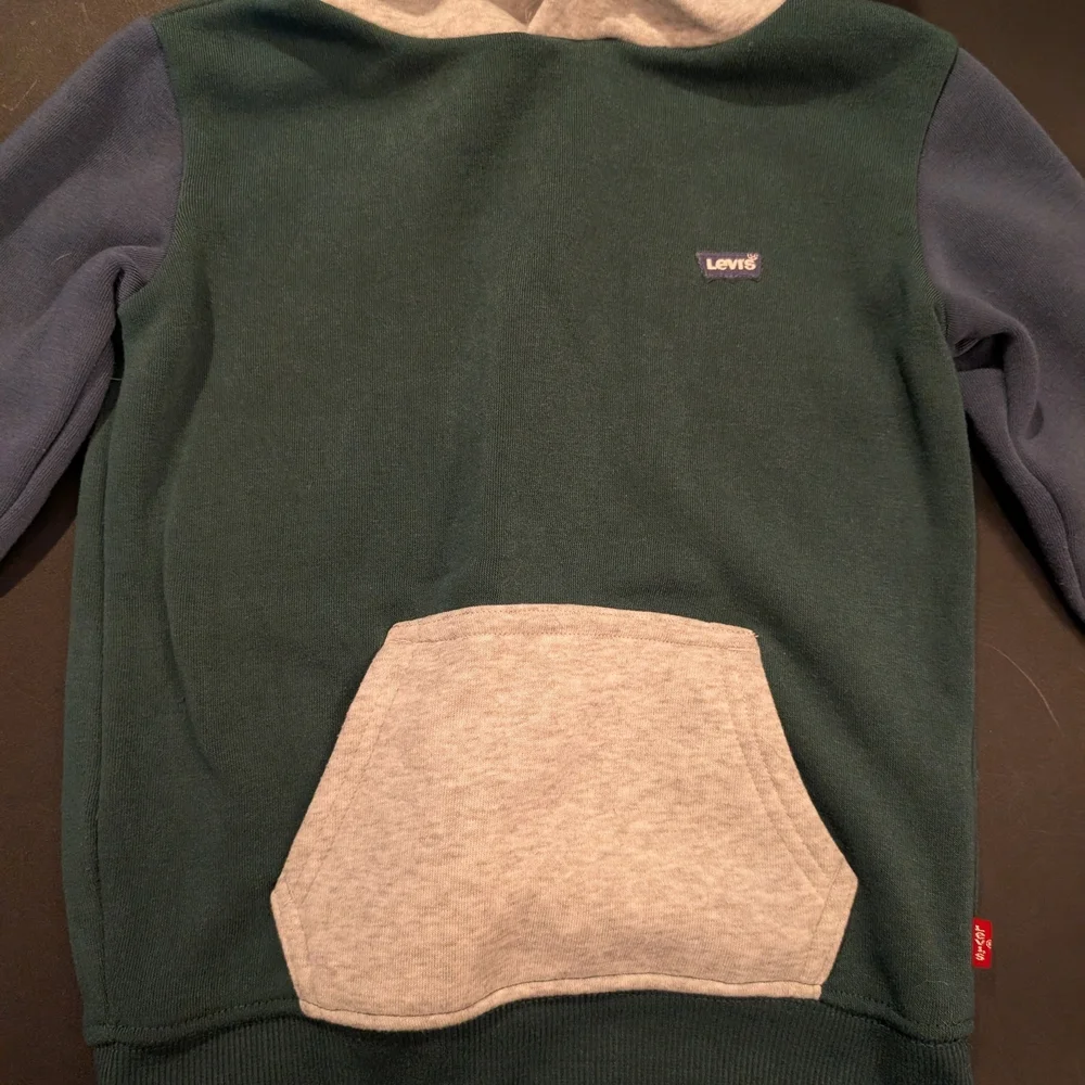 Levis good pre