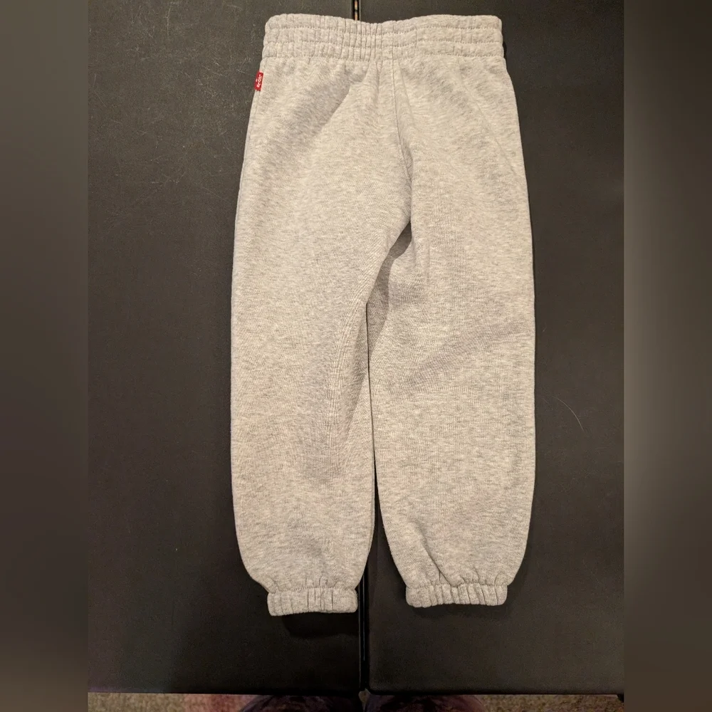 Levis good pre