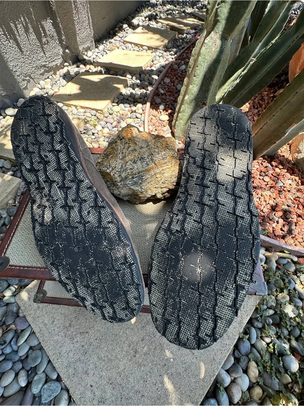 John Varvatos outsole casual upper