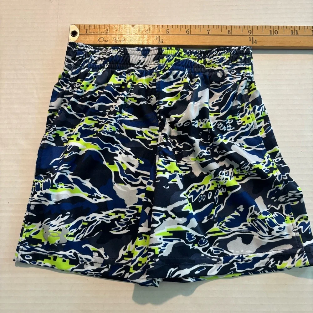 Under Armour questions leave