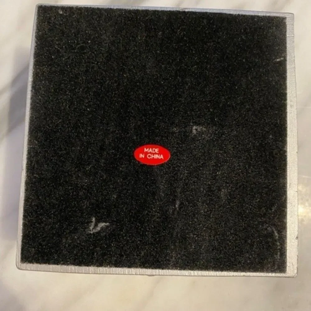 N/A lid framed limited