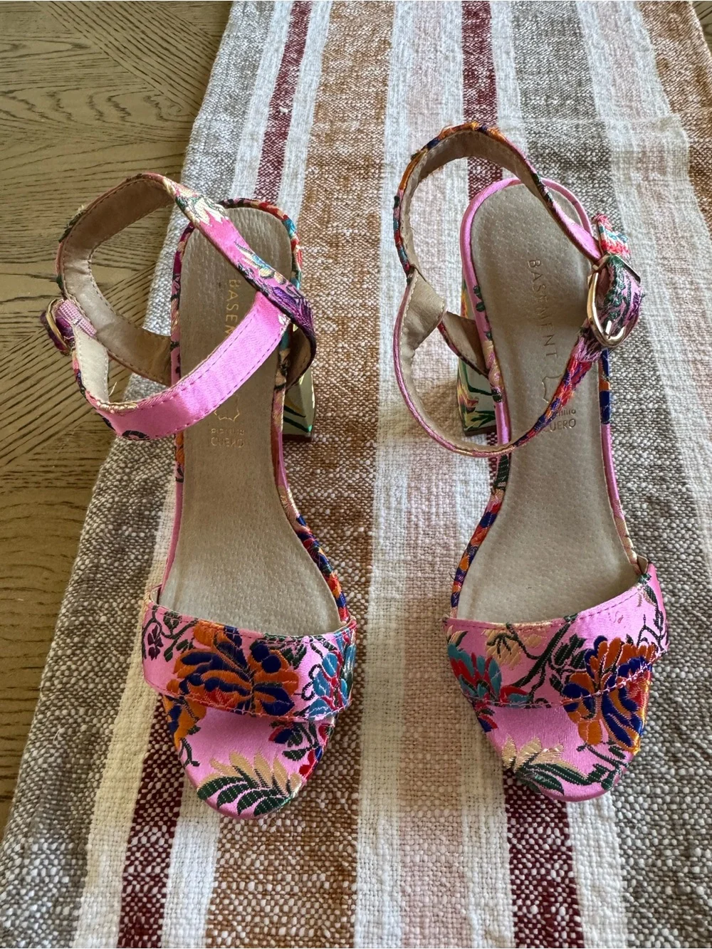 Women's Pink Floral Block Heel Sandals