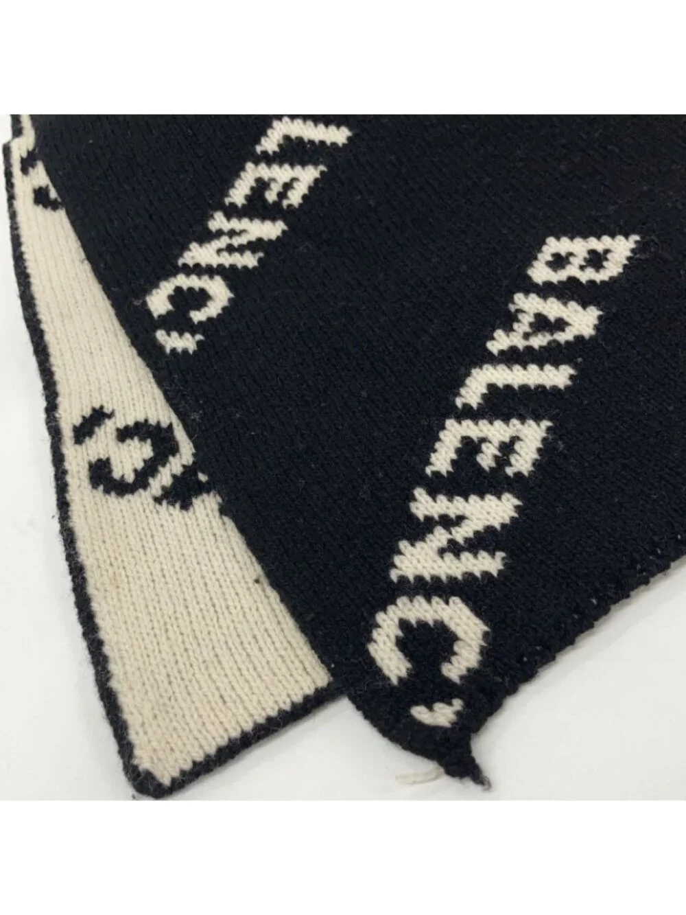 Balenciaga type 558951