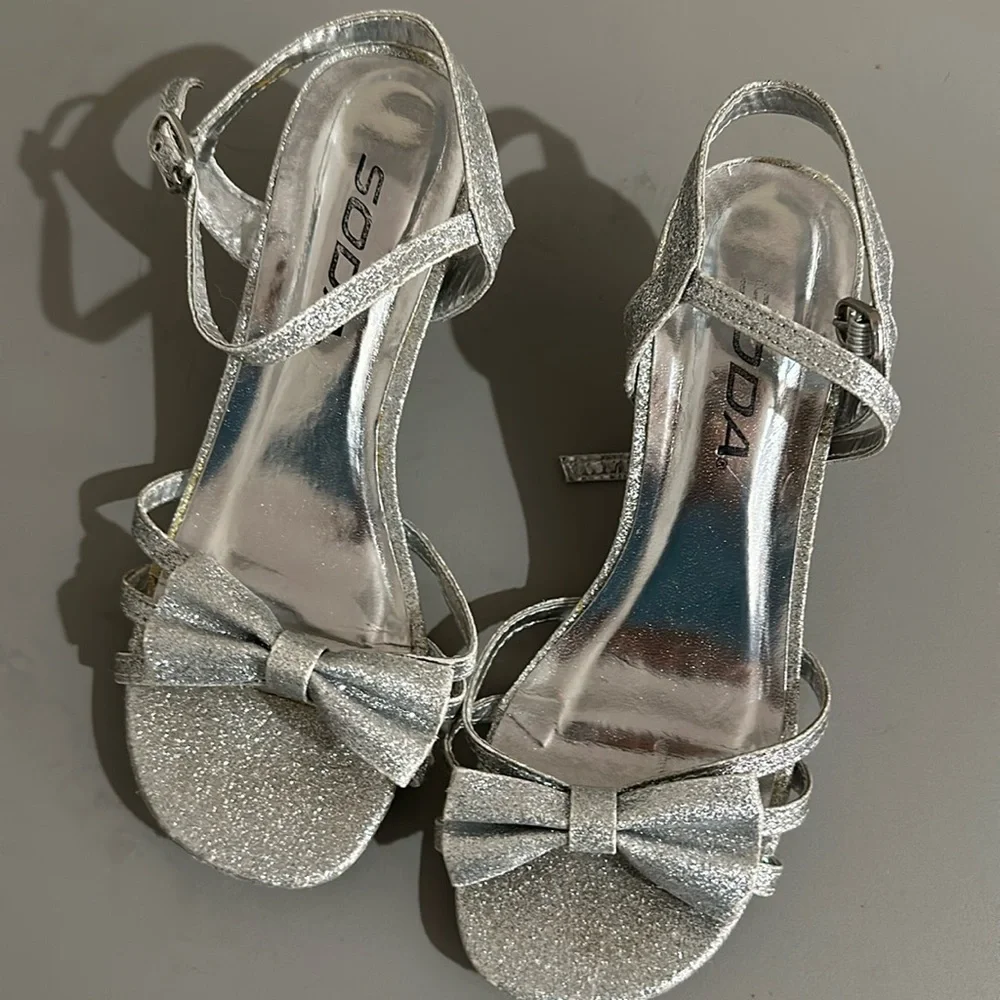 Like girl sparkly heels
