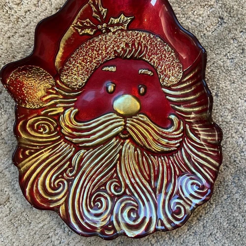 Santa Claus Holiday Candy Dish – Embossed Red & Gold Metal Resin with Glass