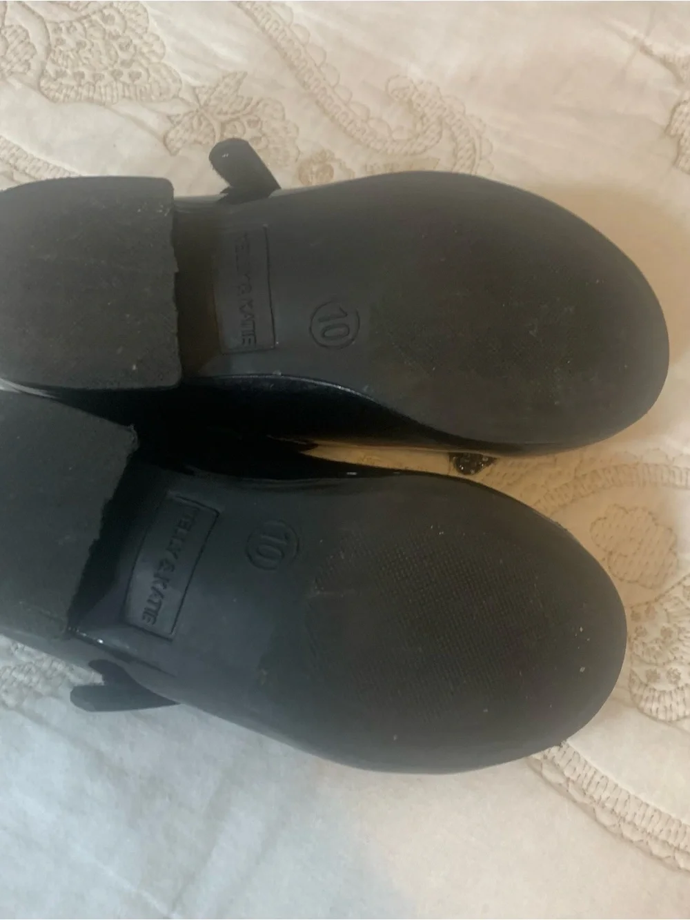 Kelly & Katie classic black