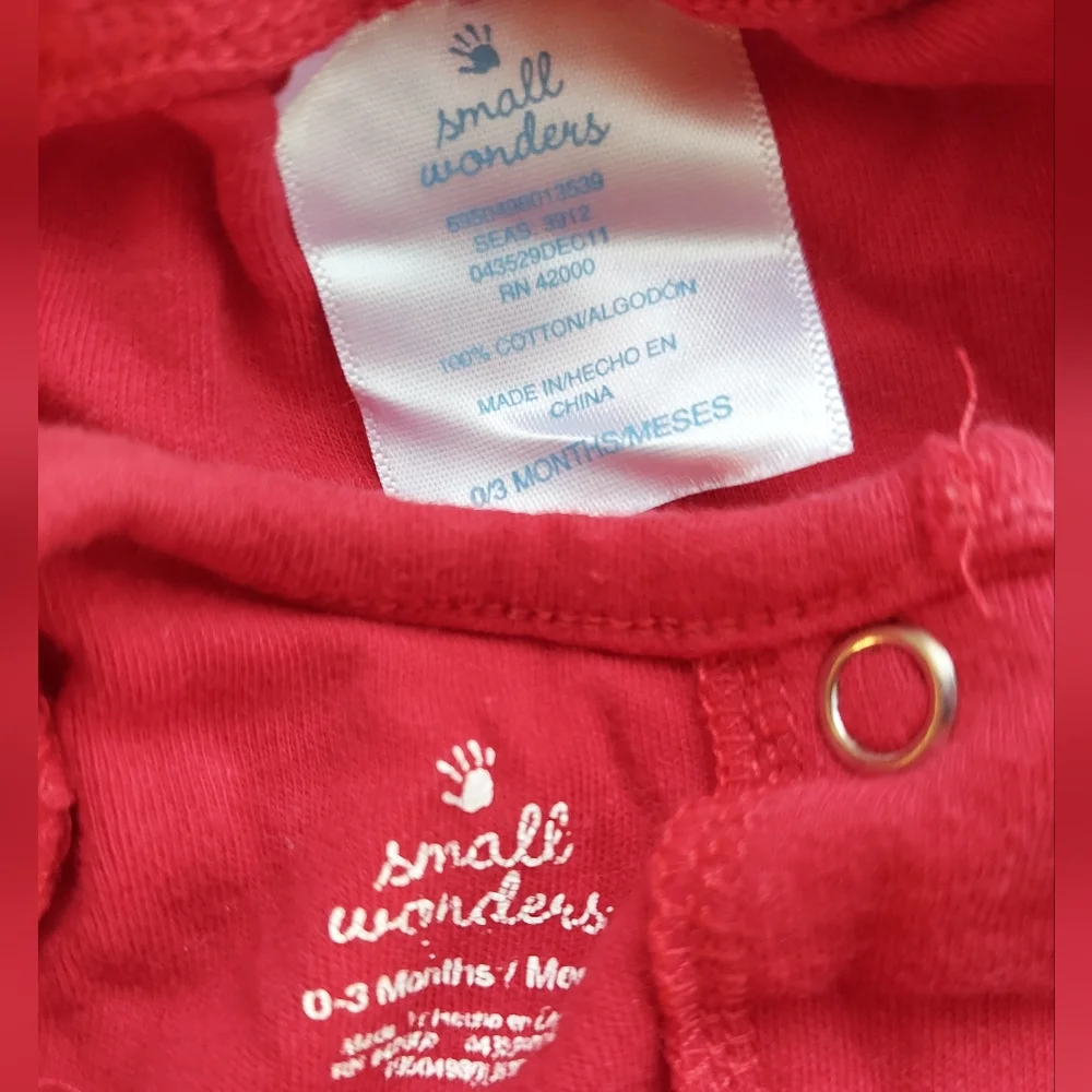 🎁 10/$25- Patriotic outfit,  0-3 months, Small Wonders