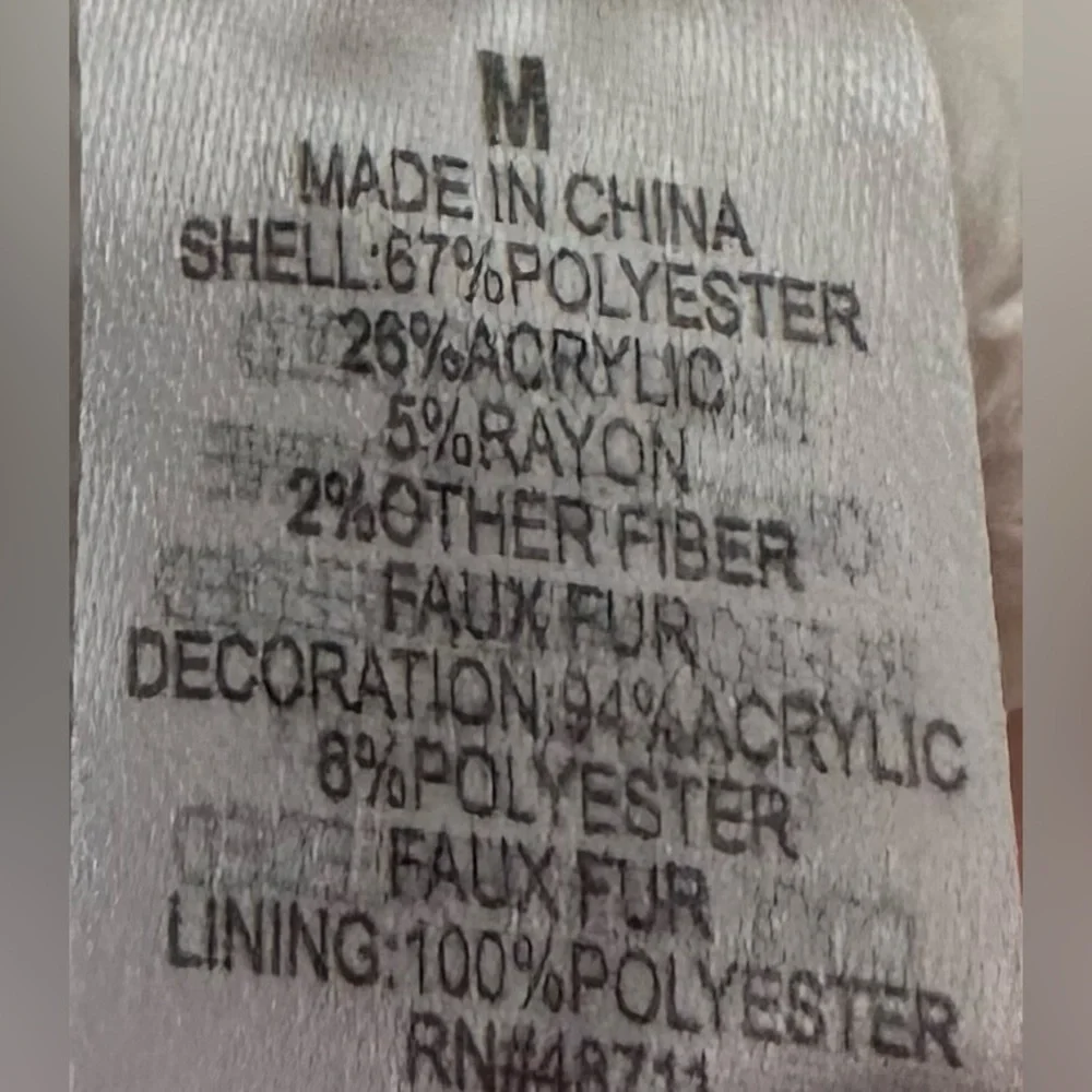 NO BRAND SHOWN no brand