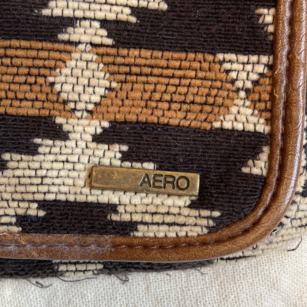 Aeropostale brown faux
