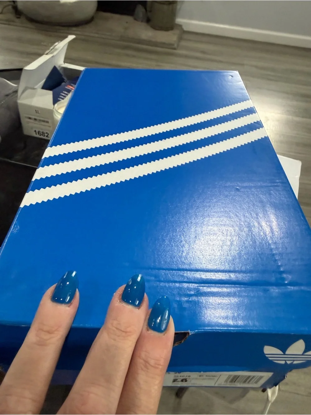 adidas classic low