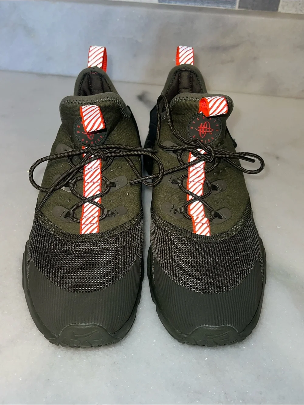 Nike girls hurache