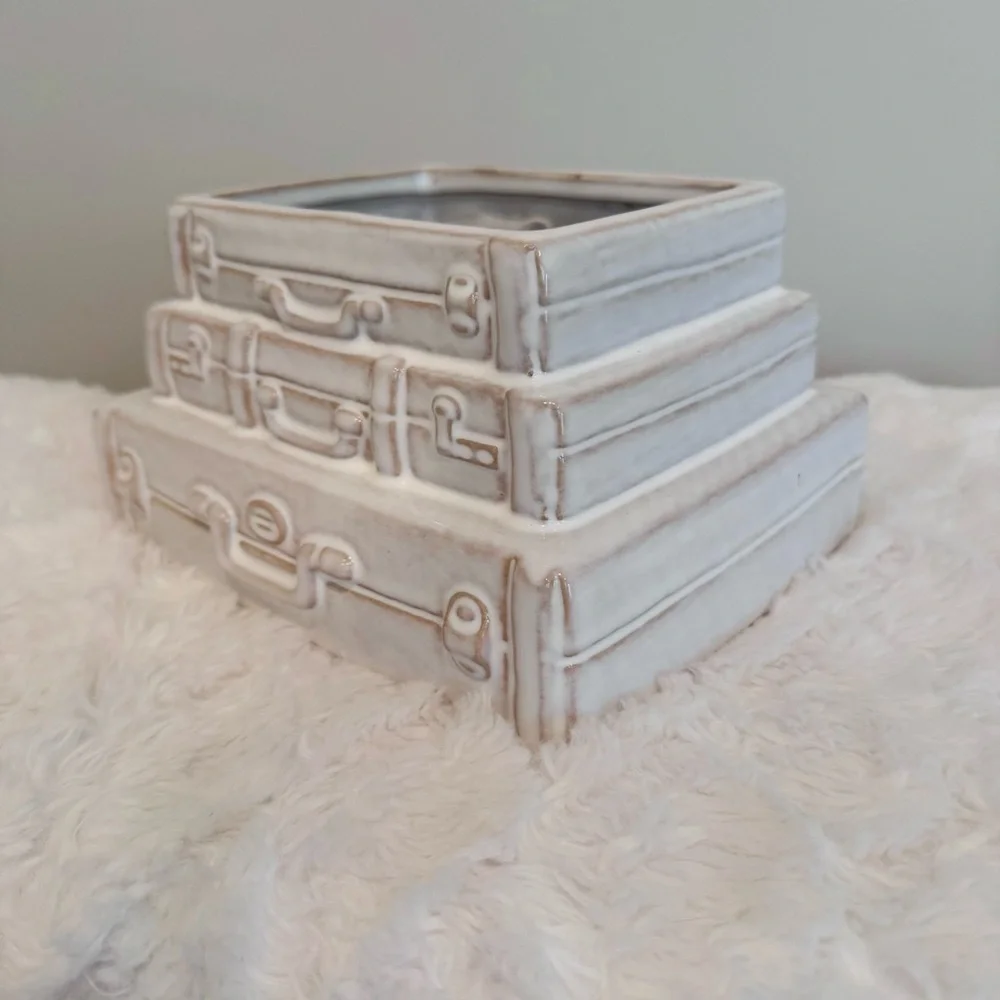 None charming ceramic