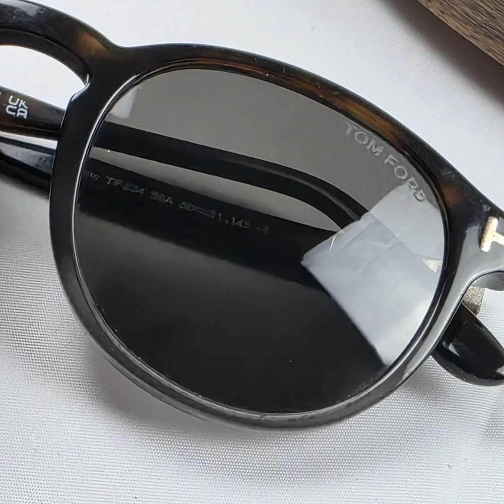 Tom Ford TF834 Dante 56A Sunglasses Mens 50-21-145 Brown Tortoise Gray Italy