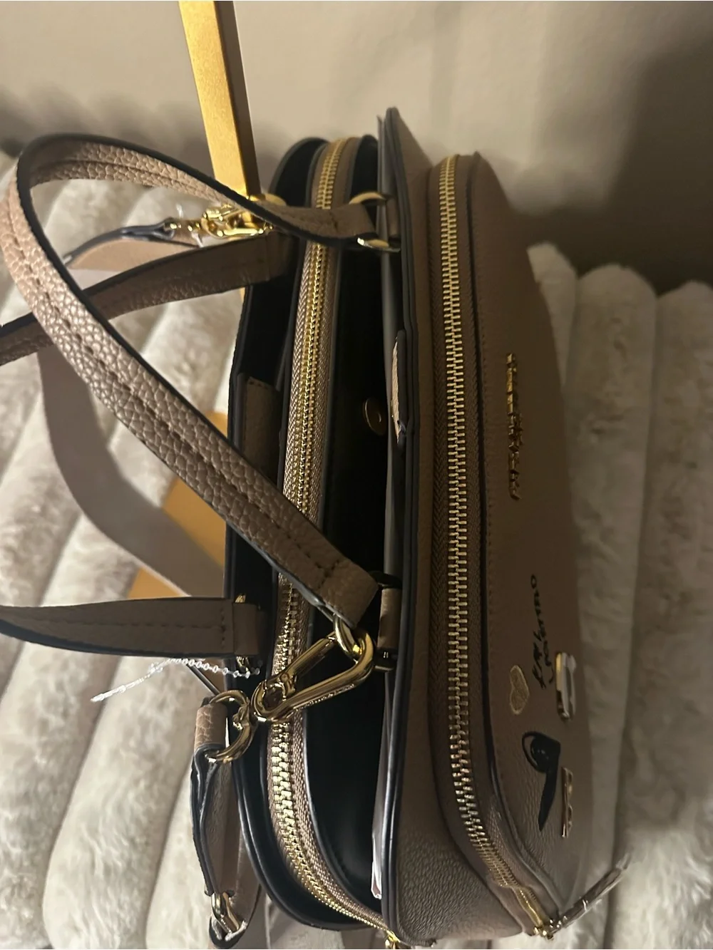 Karl Lagerfeld structured pebble