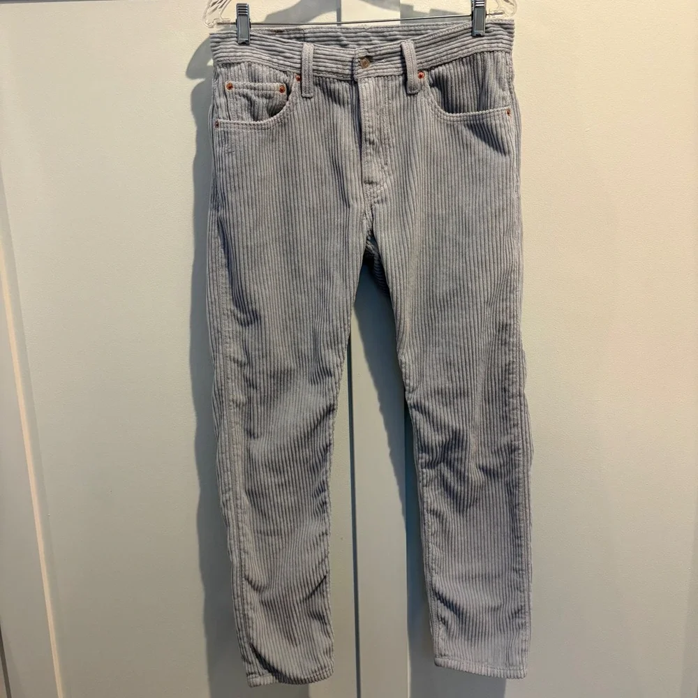 Levis very good