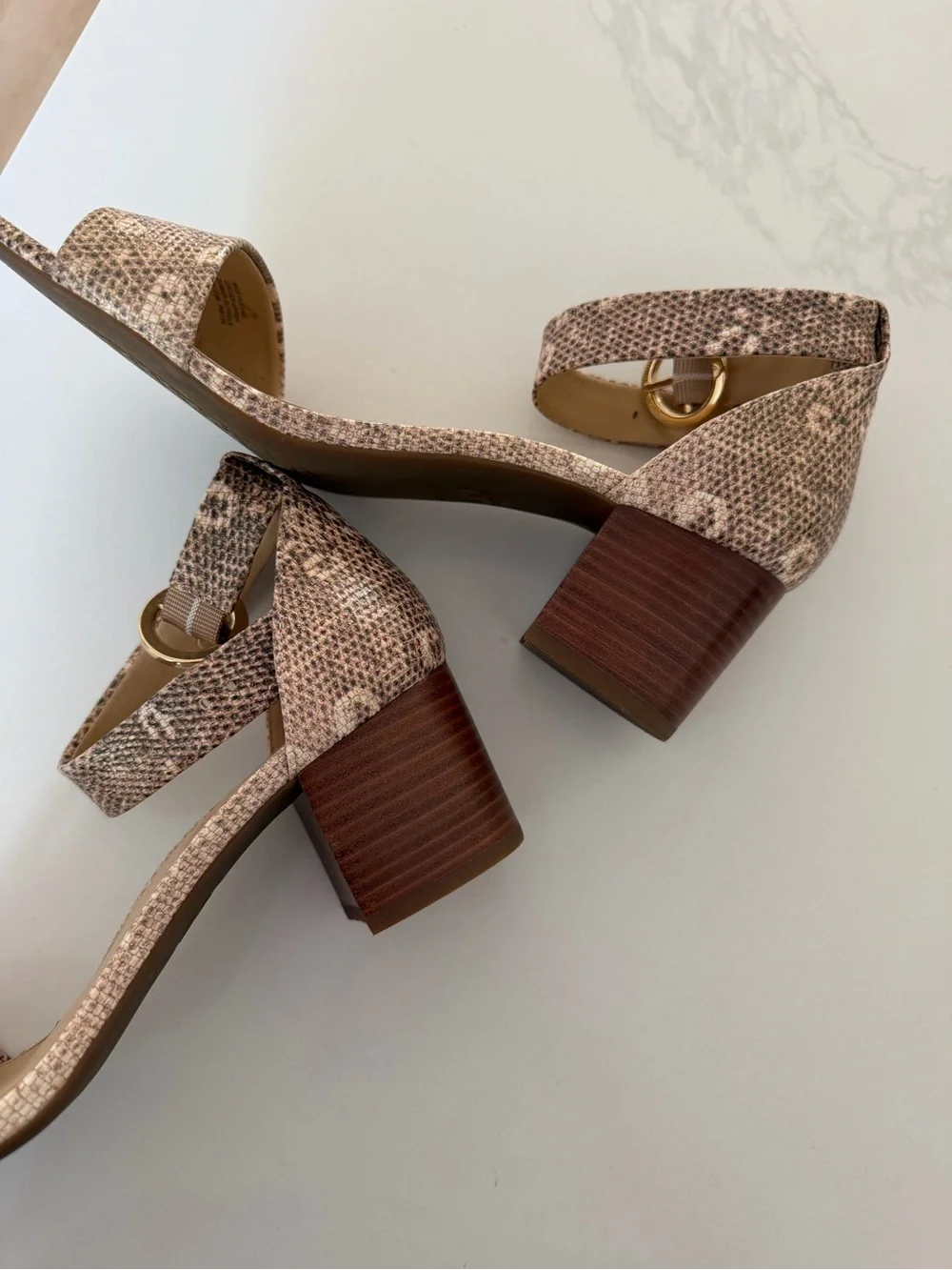Michael Kors elegant beige
