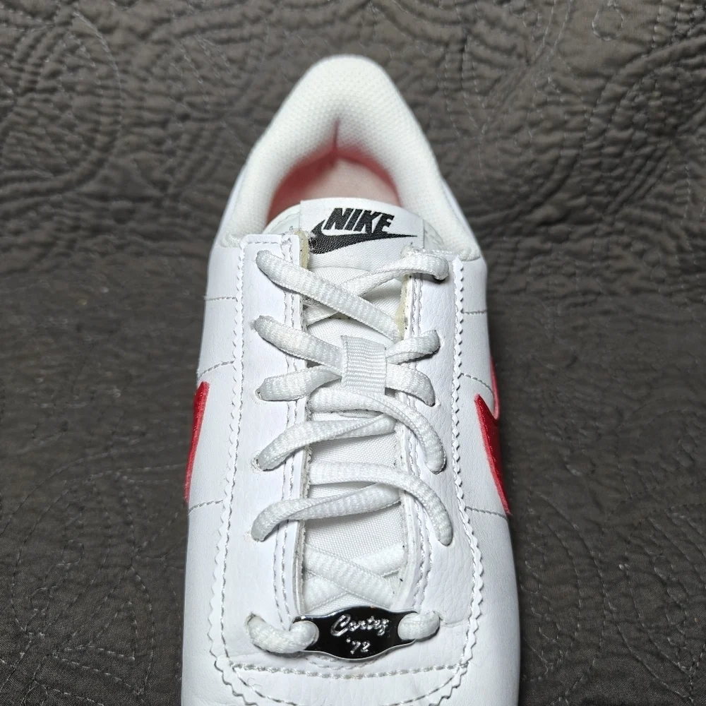 Nike cortez basic