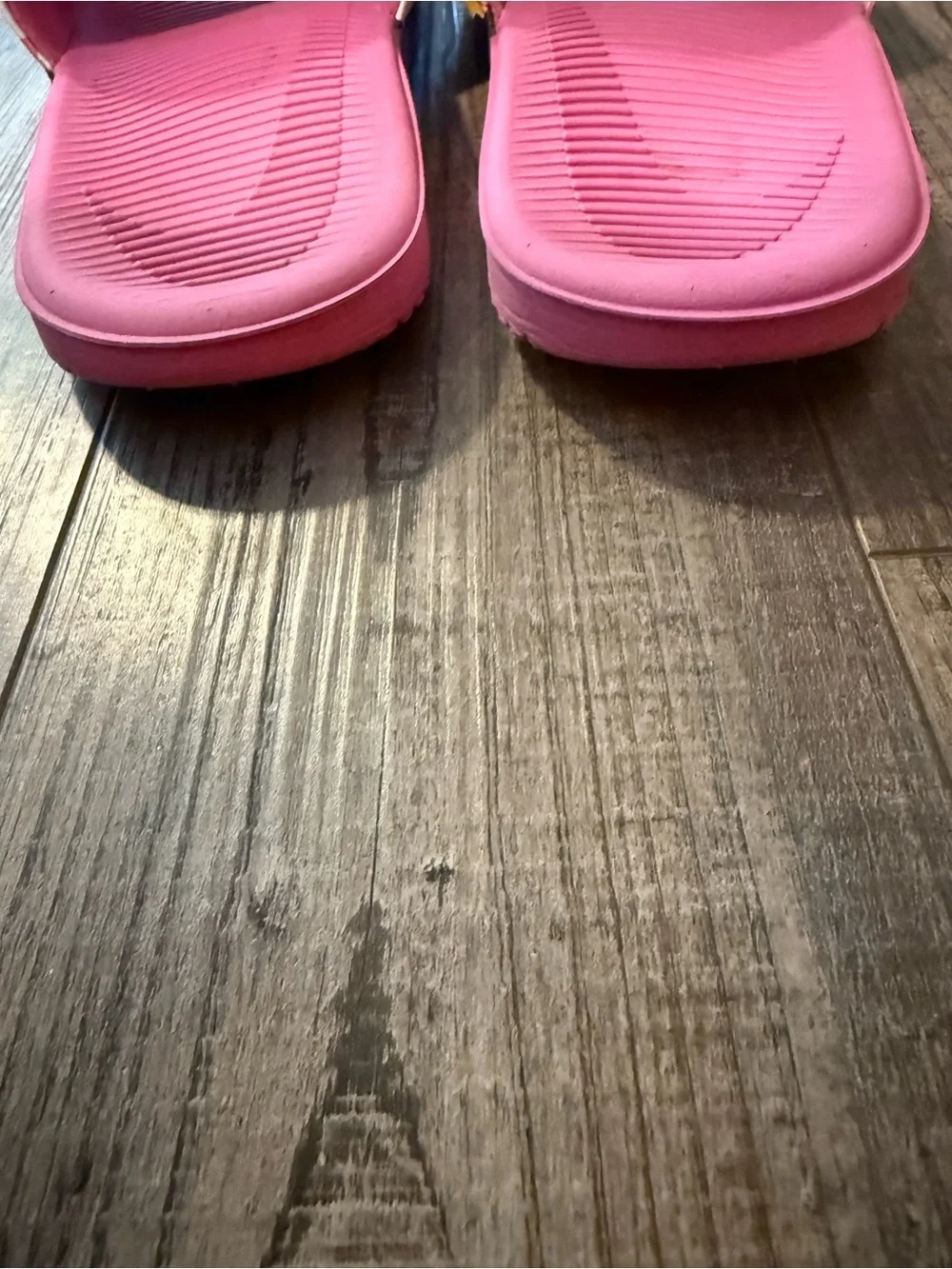 Nike kids slip