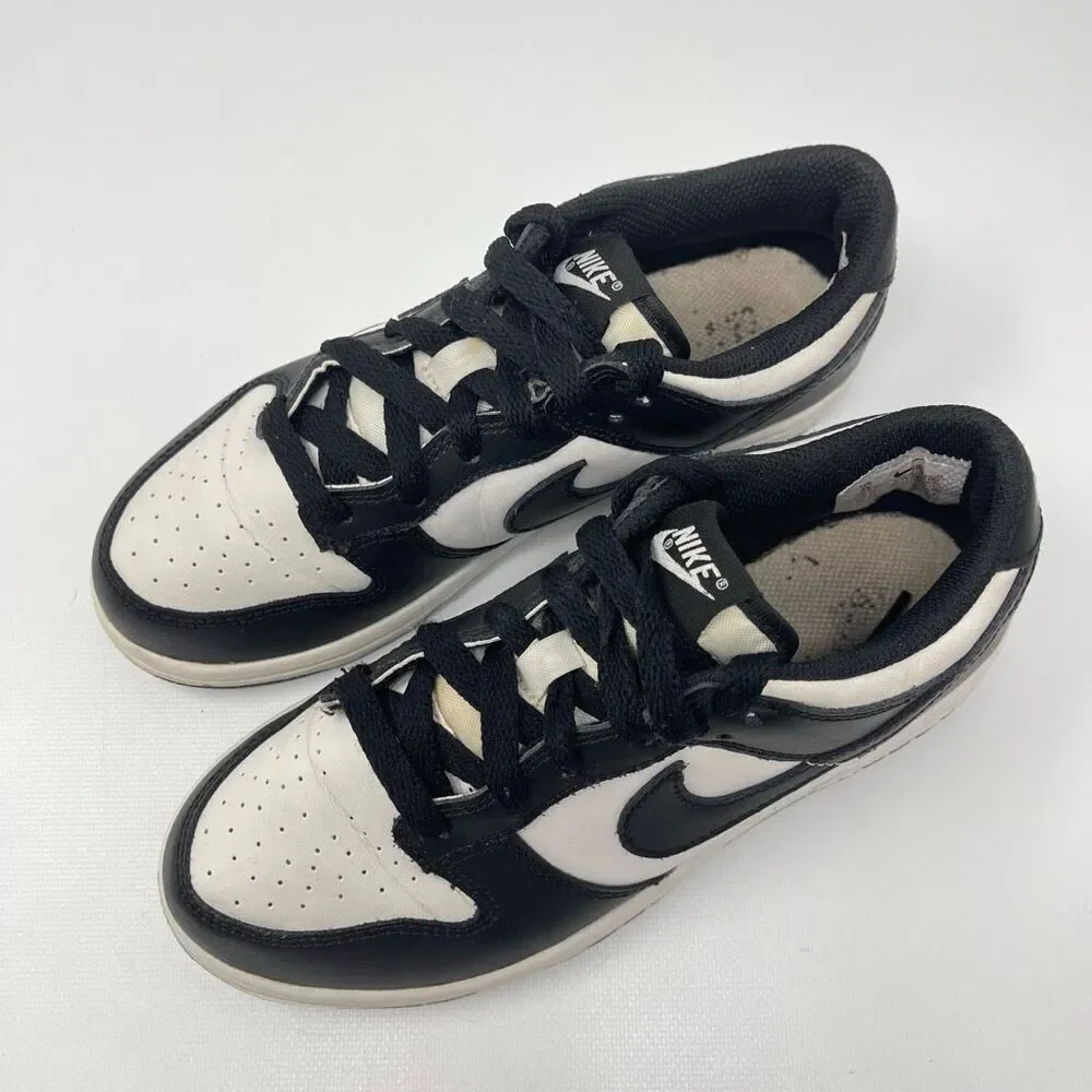 Nike black white