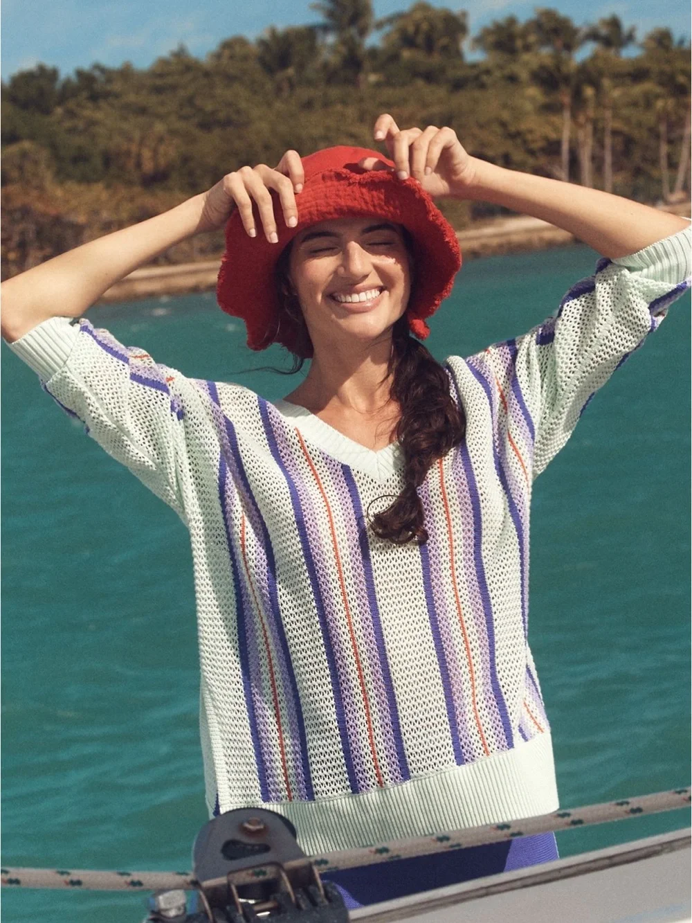 Anthropologie red scallop